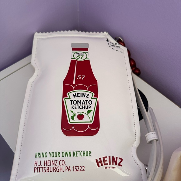 Nwt Kate spade x Heinz ketchup crossbody bag - Picture 3 of 15